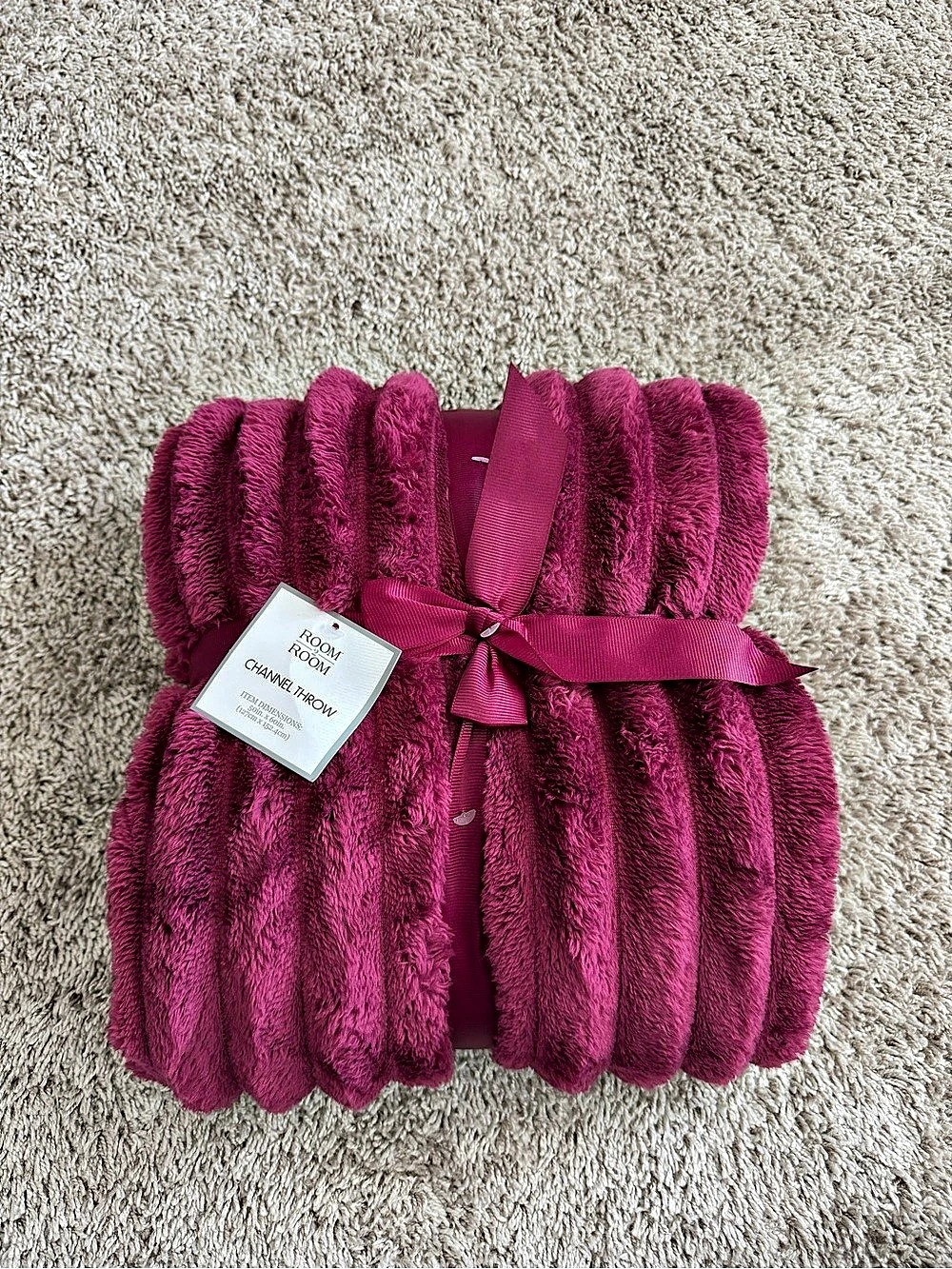 Barefoot Dreams Plush Blanket in Pink NWT